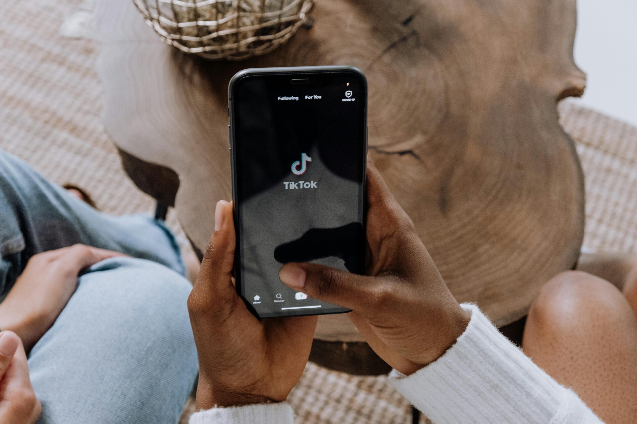 TikTok strategie 2025: zo speel je slim in op TikTok (en blijf je wél zichtbaar)