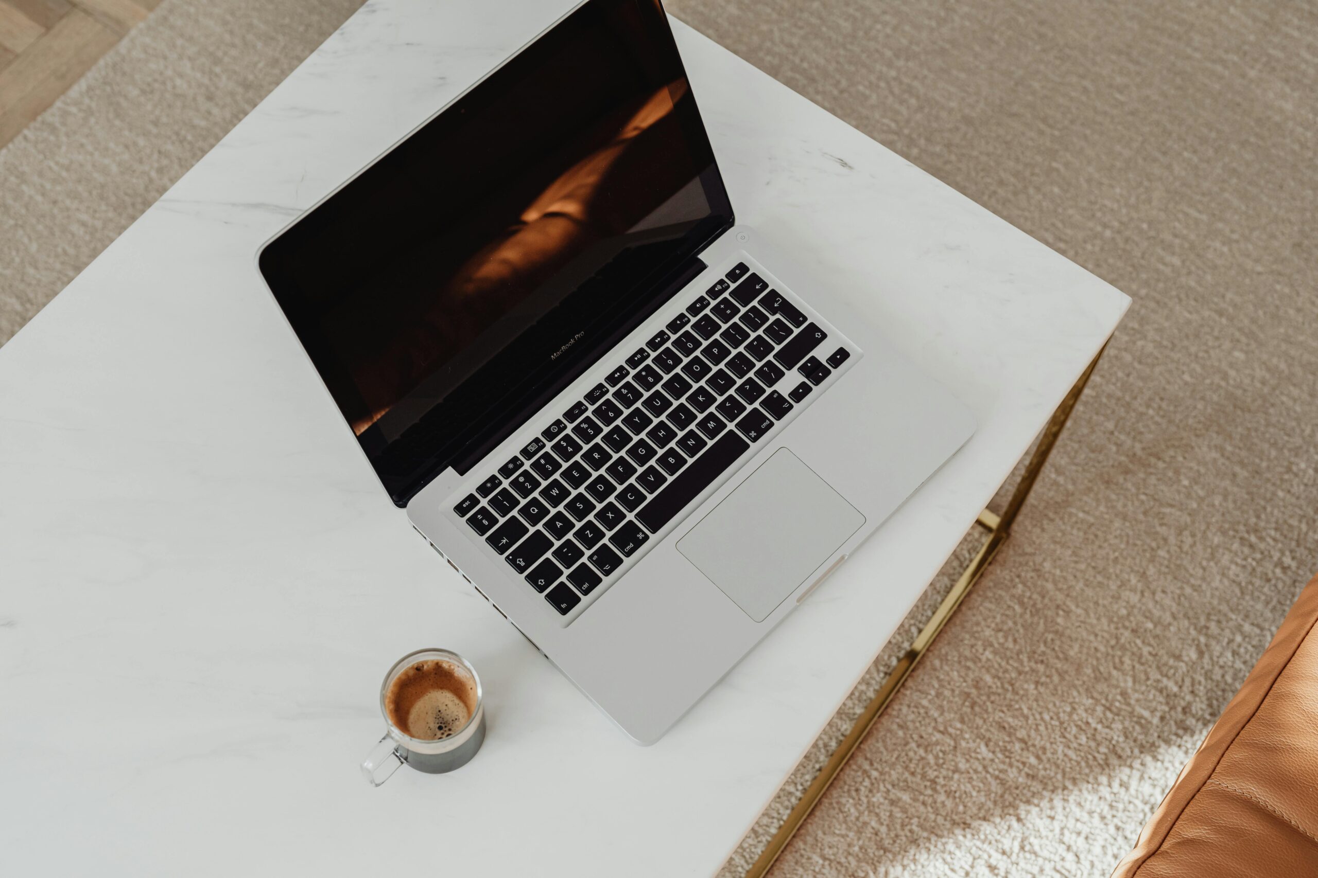 Meer omzet uit je Instagram? Zet Stories slim in als webshop